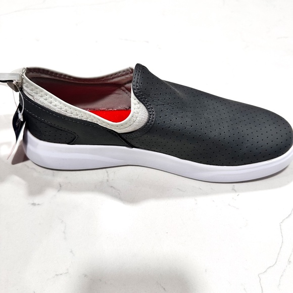 NEW Speedo Water Shoes Slip On Sneaker Style Men's Size S 7-8 All Purpose Shoe - Picture 1 of 7